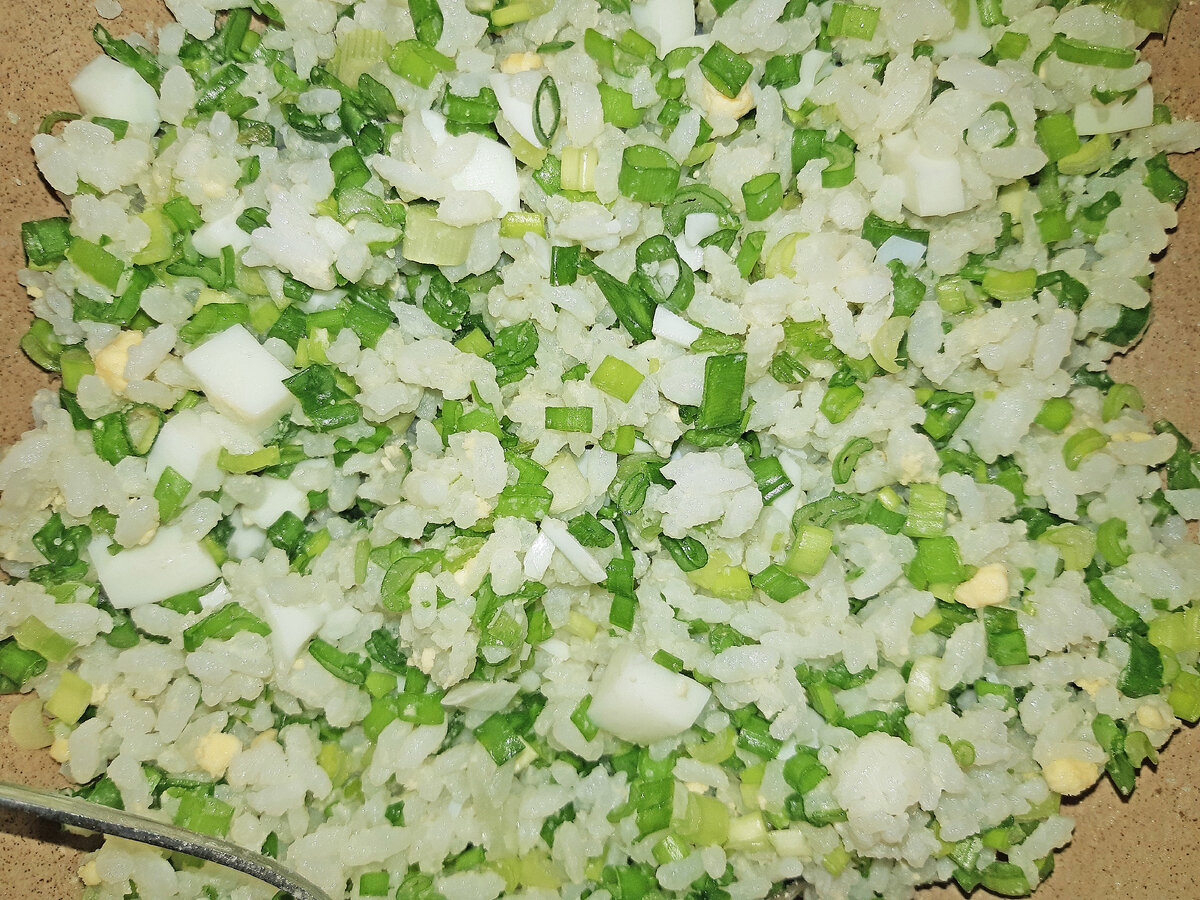 Сколько добавлять лука и яиц – решать вам)