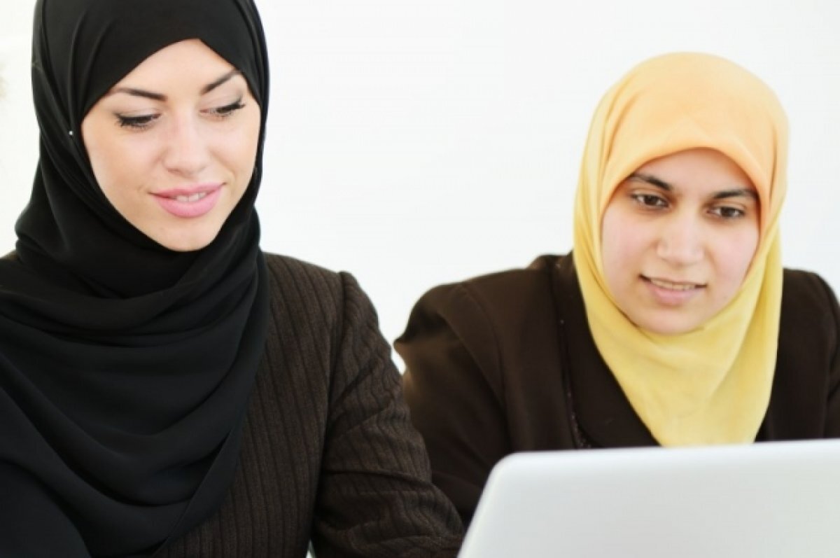 хиджаб в институте