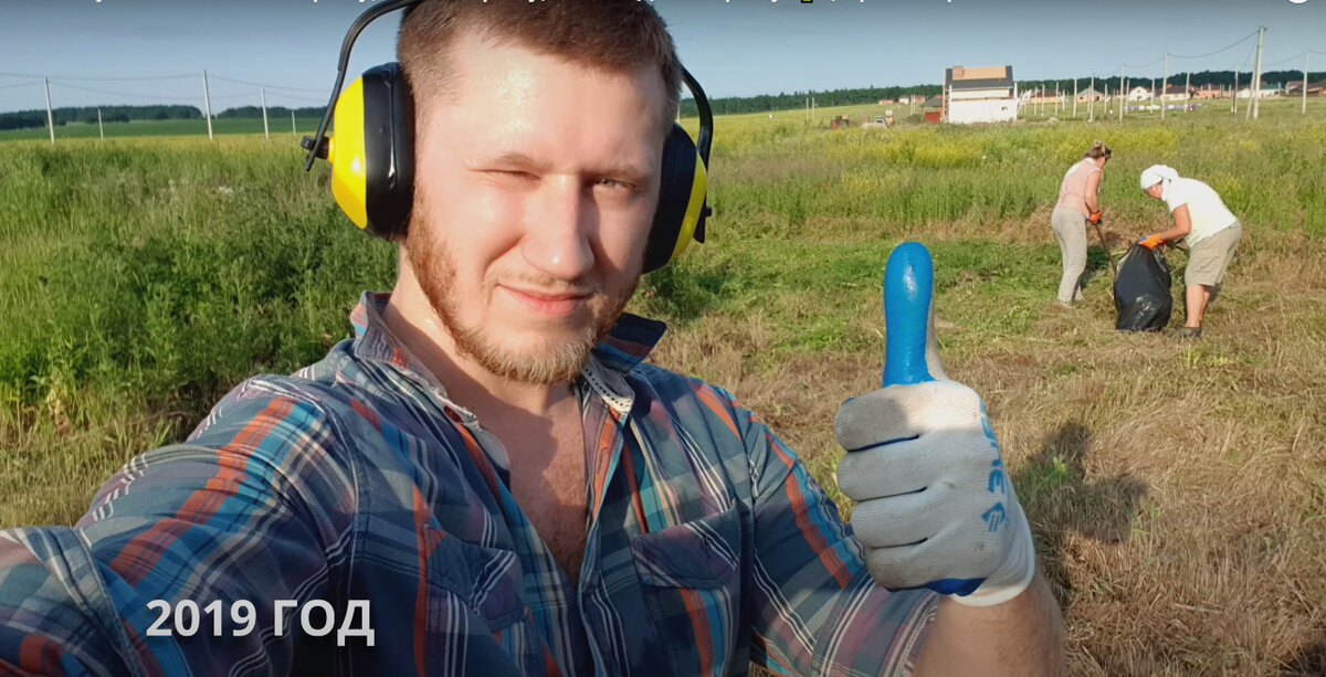 Кажется, что мне здесь весело и приятно, но это только кажется...ниже расскажу подробнее. На фото сзади супруга с тёщей.Фото: Станислав Спесивцев\Dinar