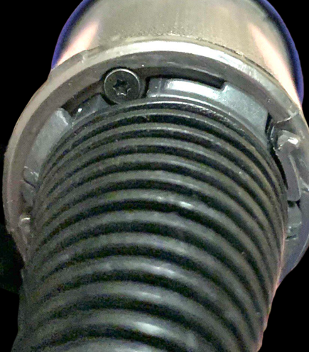 Болт на оригинальном Dyson Supersonic