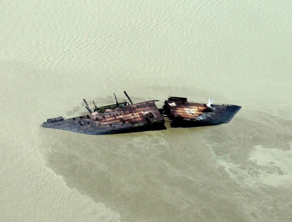 Немецкий транспорт "Гостал" в гавани Парамарибо