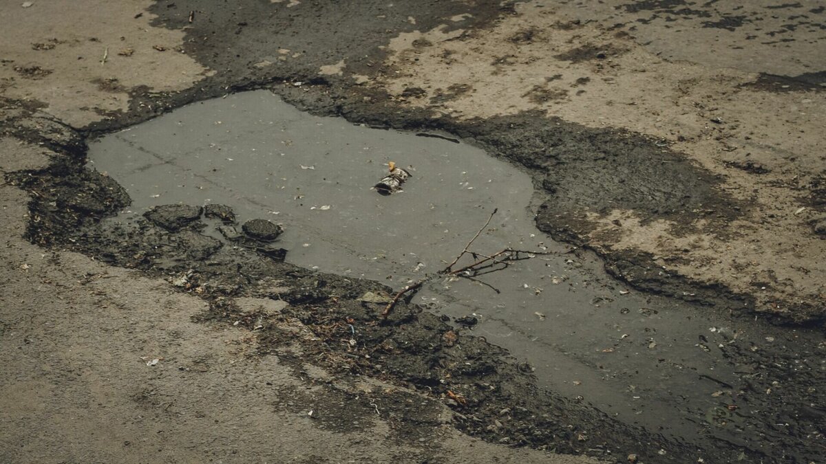     В 2023 году город все же заасфальтирует улицы Туринская и Горная поселка Старые Горки. Об этом Inkazan рассказал местный житель поселка Ильхам Шагараев.