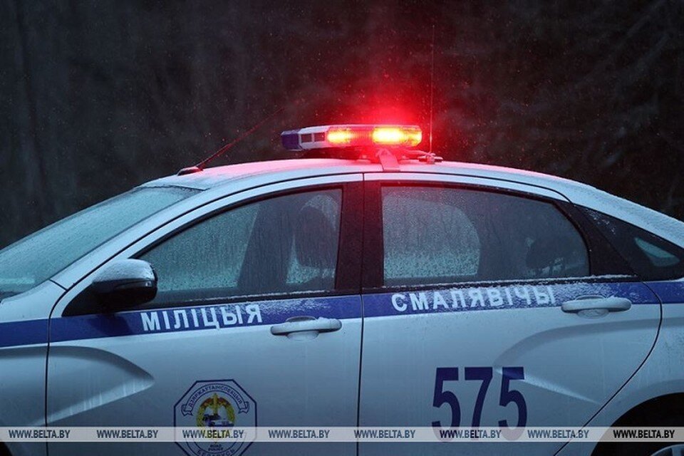     Специалисты считают, что перед столкновением водитель МАЗ и маршрутки не нарушали скоростной режим на участке трассы. Фото: БелТА