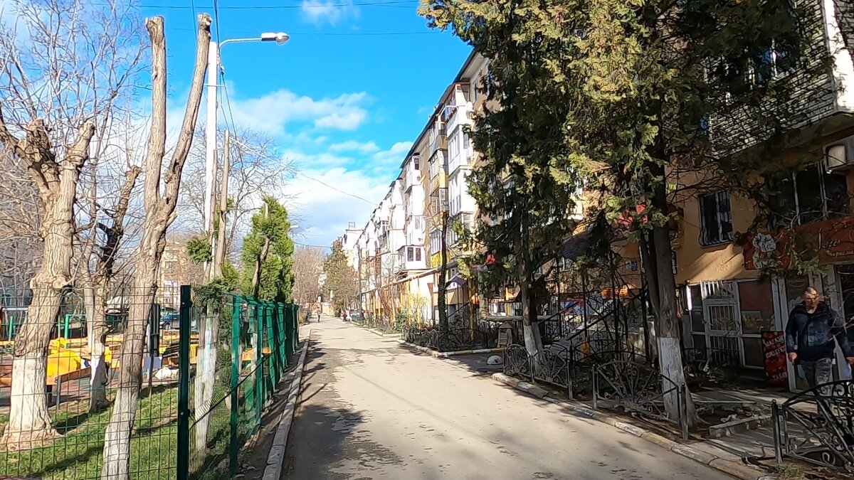 Panorama: April, pharmacy, Симферополь, Севастопольская улица, 30/7 - Yandex Map