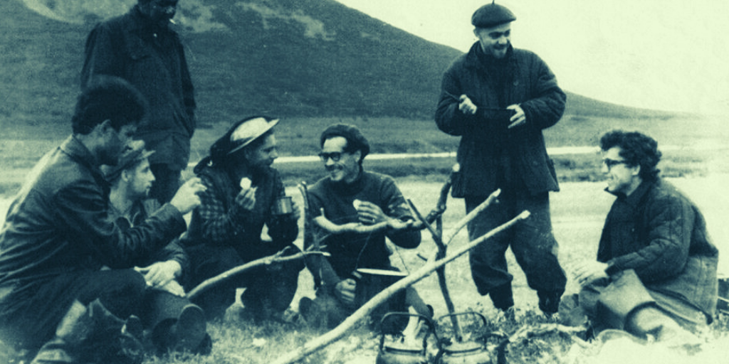 геологическая разведка месторождения полезных ископаемых. впереди шел высокий геолог в выгоревшем. 1930 колымская экспедиция. выпишите предложение в которо. геолог эстетика профессии.