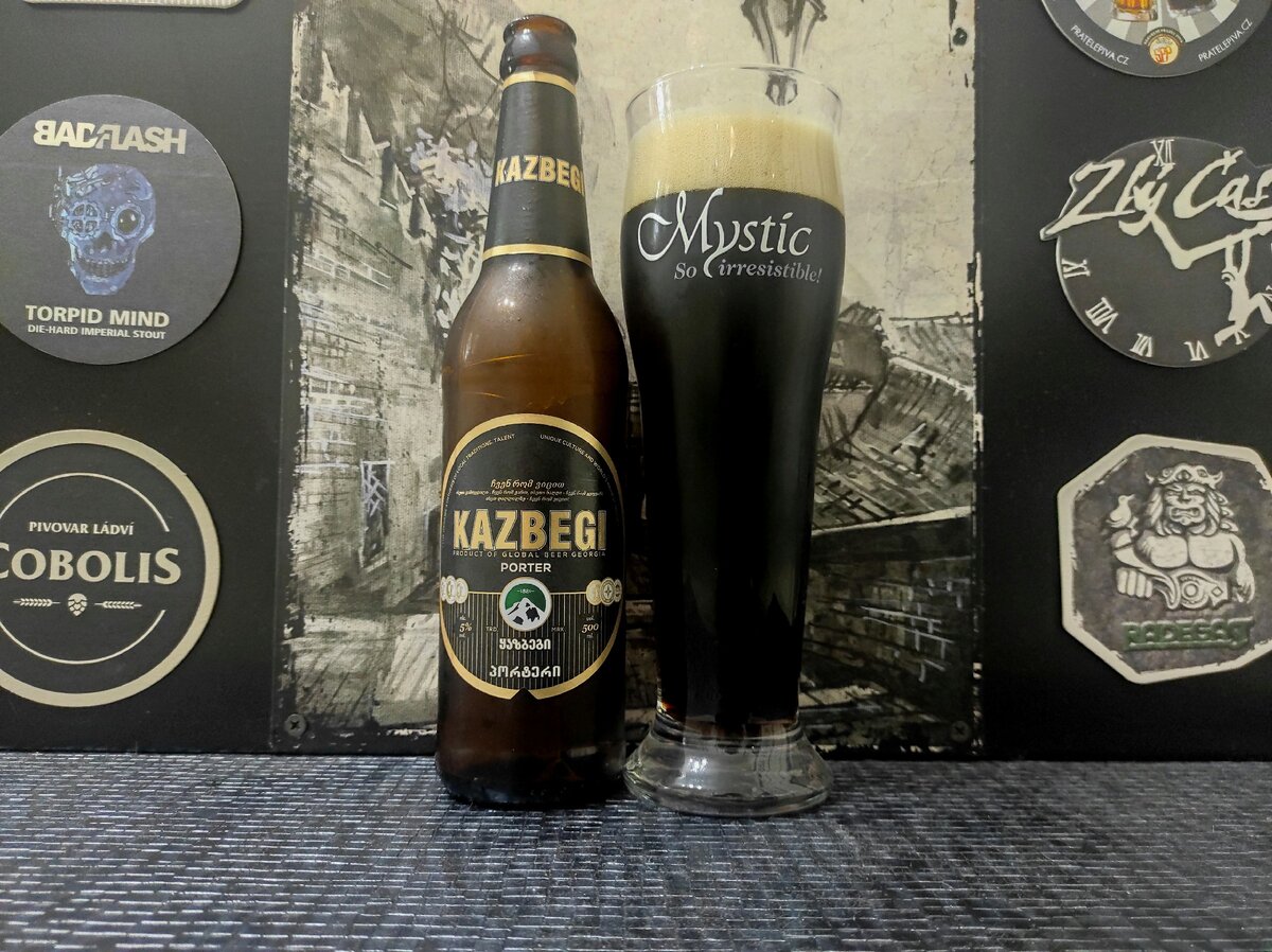 Kazbegi Porter в бокале Mystic