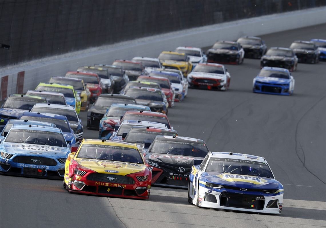 Пелотон гонки NASCAR Cup Series. Источник: 