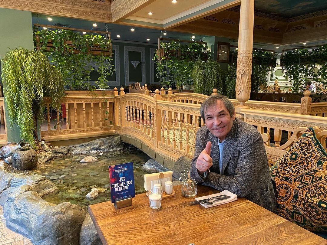 Бари Алибасов, фото пользователя Instagram: alibasov_nana