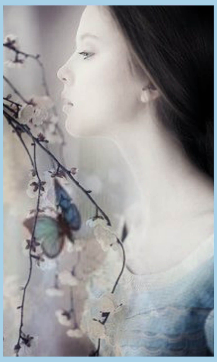 Красивое лицо дышит наслаждением