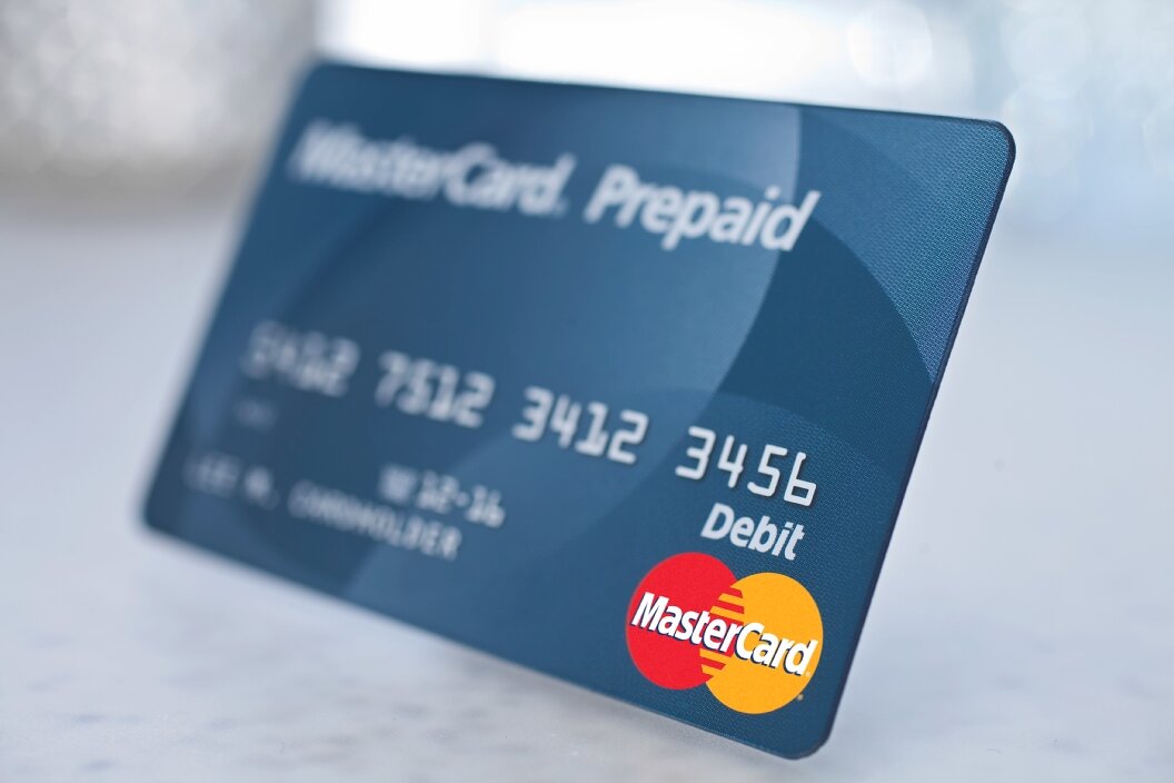 Предоплаченная банковская карта mastercard