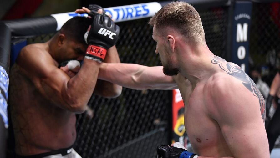 Александр Волков — Алистар Оверим 