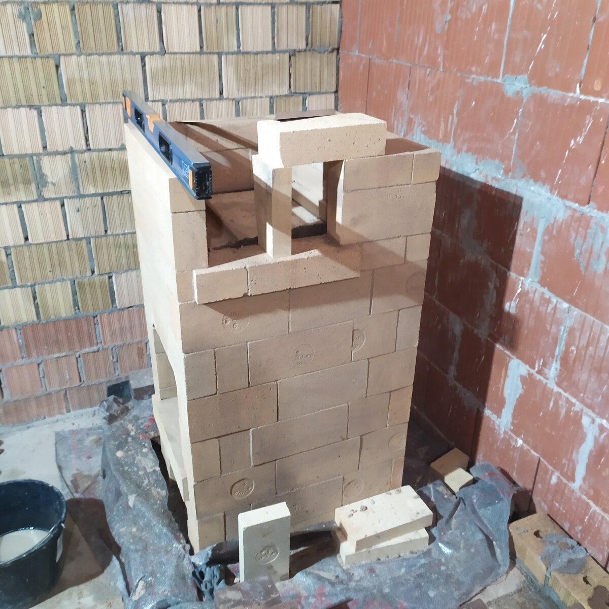 Шамотное ядро банной печи.