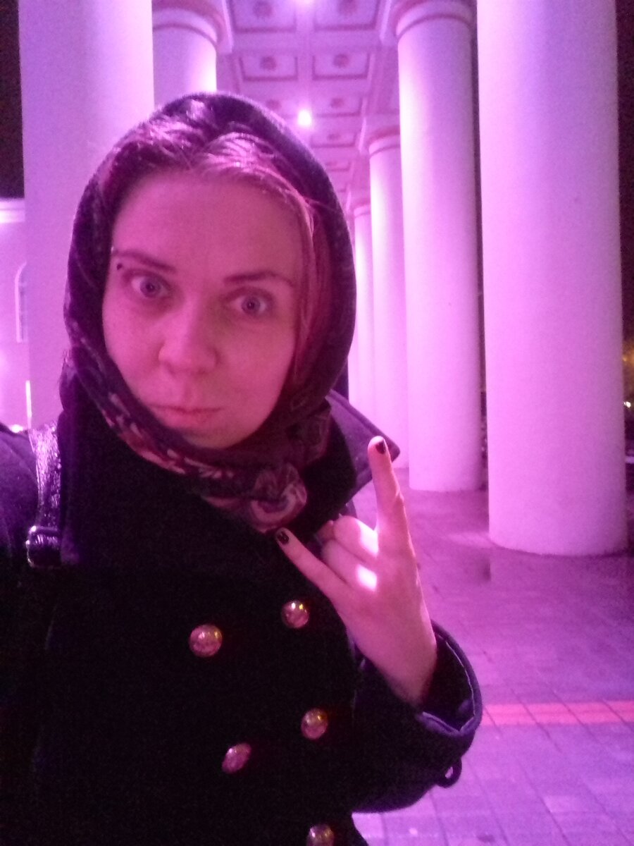 Взять за волосы и унести в пещеру? Или, может, ещё какие-то? Давайте посмотрим