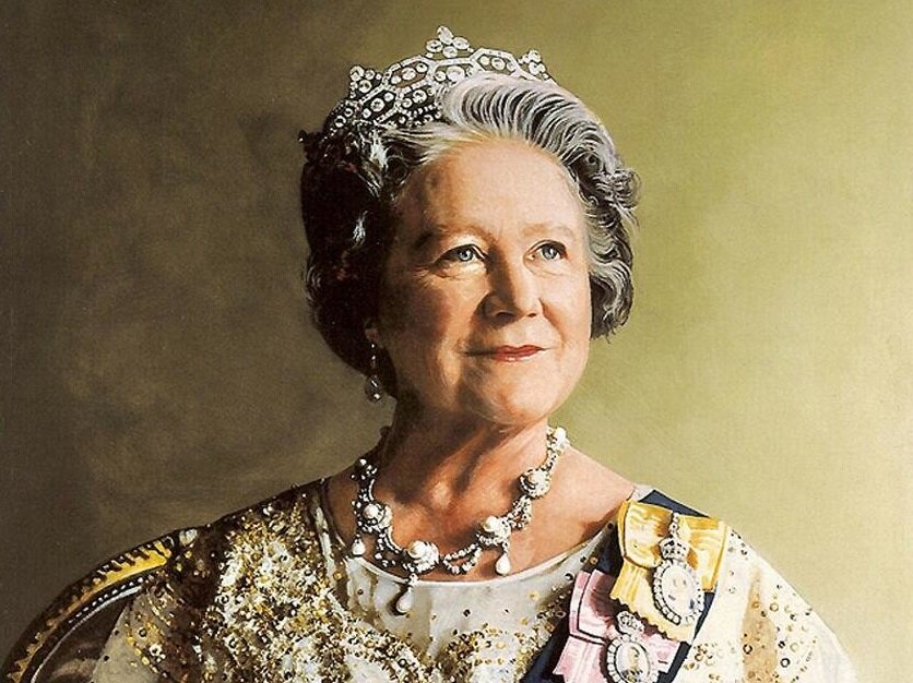 Улыбающаяся королева. Портрет - из открытых источников