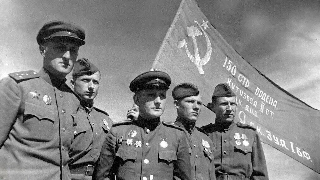 Знамя Победы