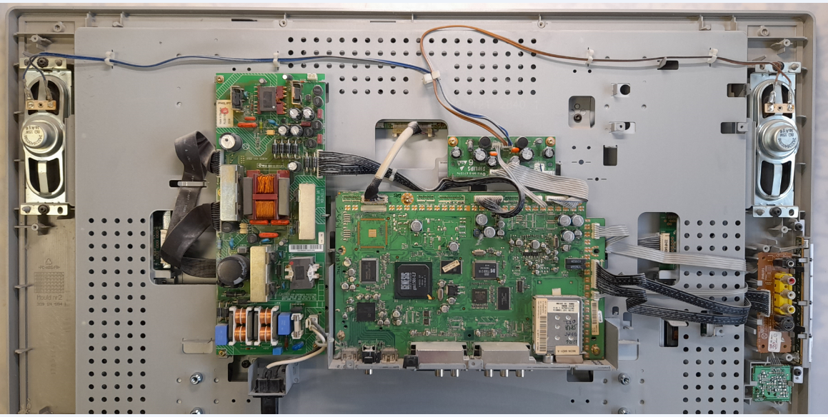 Телевизор Philips lc260wx2-sl01 не включается Ремонт (типовуха ...