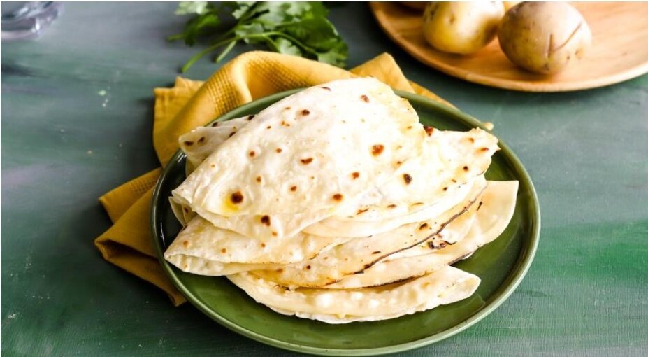 Кыстыбый – лепешка из пресного теста с начинкой из картофельного пюре