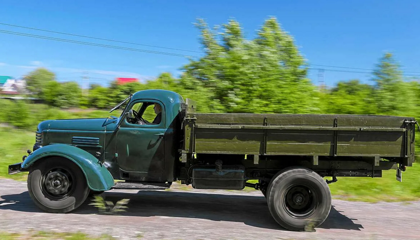 Автомобиль зис грузовой фото