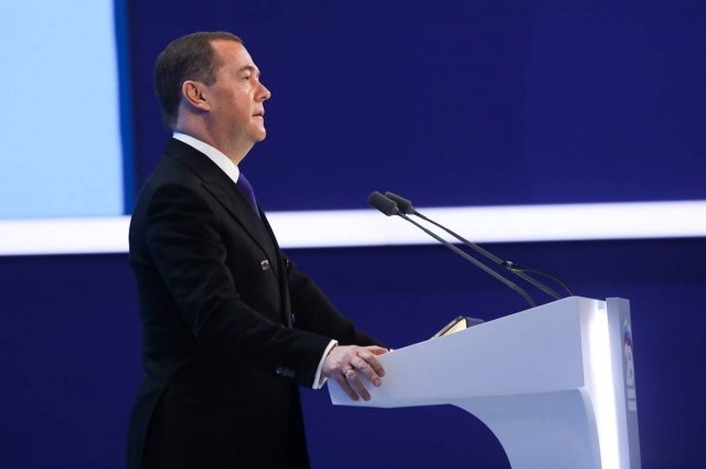    Что ответил Дмитрий Медведев на высказывание СНБО Украины о врагах Киева?