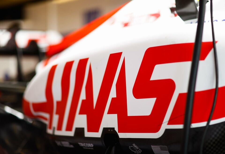    Новая машина Haas прошла краш-тесты FIAHaas