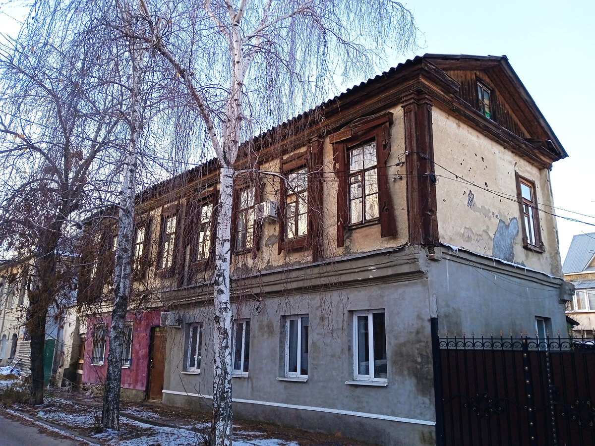 Вид на дом со стороны ул. Батуринской