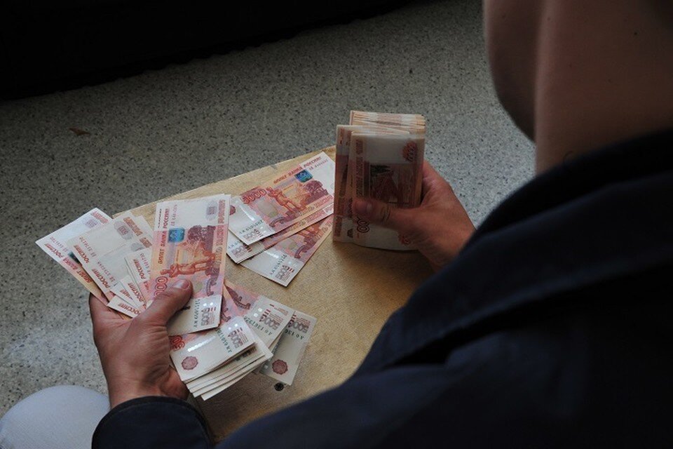     Ты мне деньги, а я тебе… Экс-чиновника из Хабаровского края осудили на 11 лет и 6 месяцев за крупные взятки Сергей ШАХИДЖАНЯН