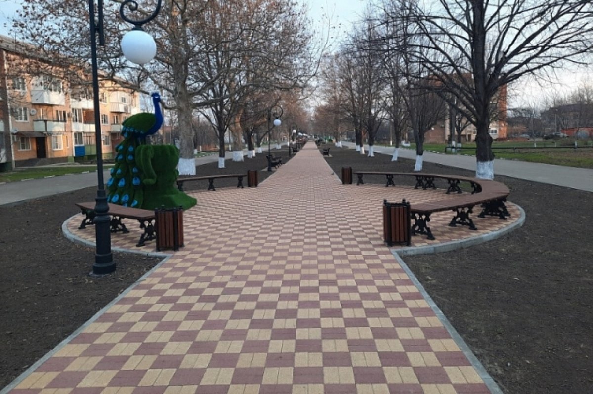    В Успенском районе Кубани по нацпроекту благоустроили аллею