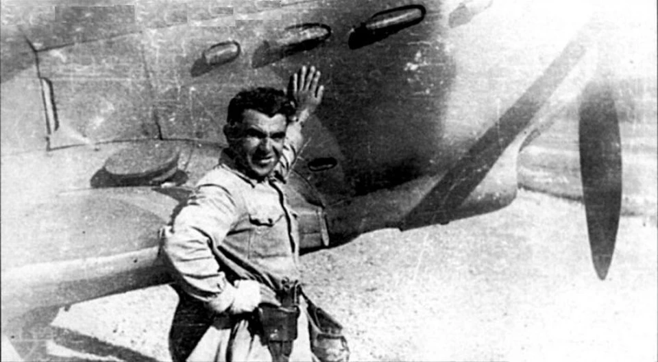 Советская авиация в годы Великой Отечественной сумела завоевать превосходство в воздушном пространстве благодаря своим отважным и храбрым пилотам, которые могли сражаться с врагом не только при помощи-2