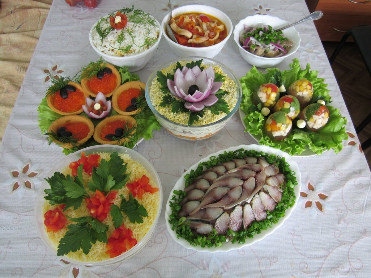 Украшение блюд праздничного стола