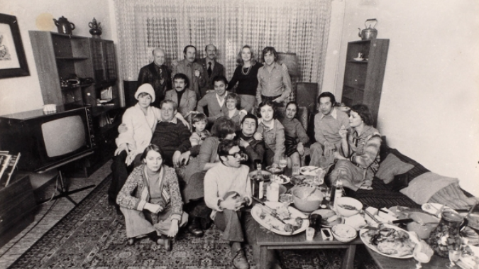 Новоселье в квартире у Высоцкого на Малой Грузинской / фотограф В. Плотников. 24 декабря 1975 года.