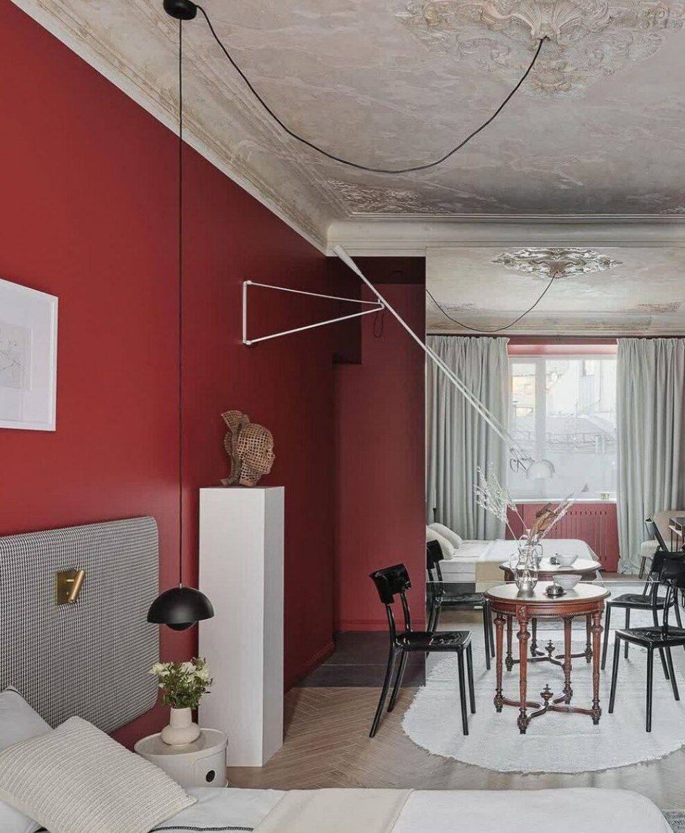 Стильно, эффектно и функционально. Необычный интерьер студии 30 кв.м. в центре Санкт-Петербурга