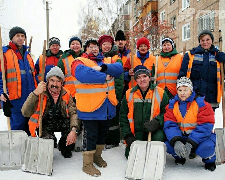 В 57 работать разнорабочим фактически невозможно! А как еще 8 лет ...