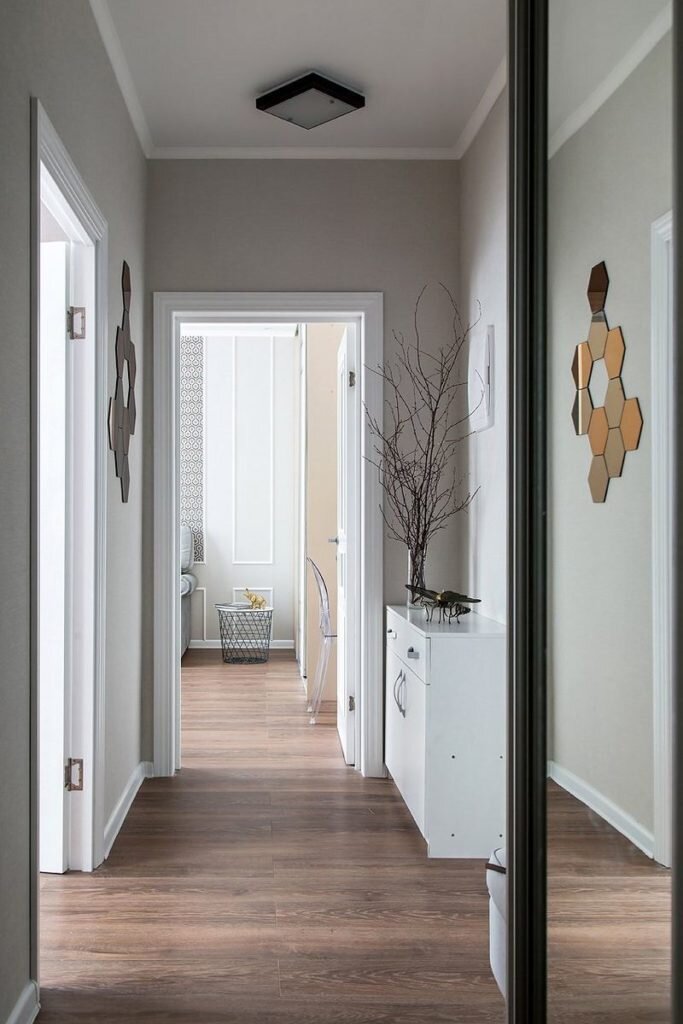 Без изысков. Простая, светлая двушка 51 кв.м. с продуманной организацией пространства