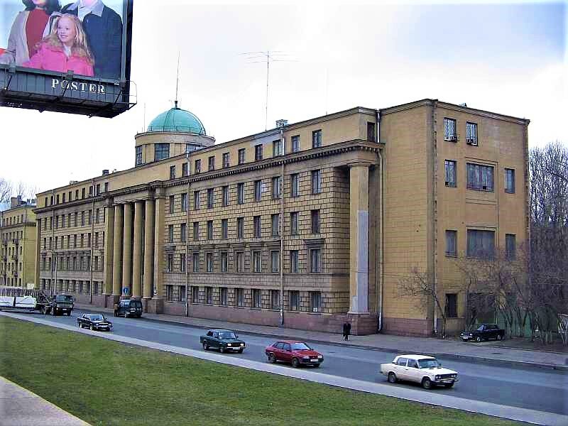 Санкт петербург заневский проспект. Заневский РУВД Санкт-Петербурга. Макаровка Заневский проспект 5. Санкт Петербург Невский Заневский проспект. Администрация Невского района год постройки здания.