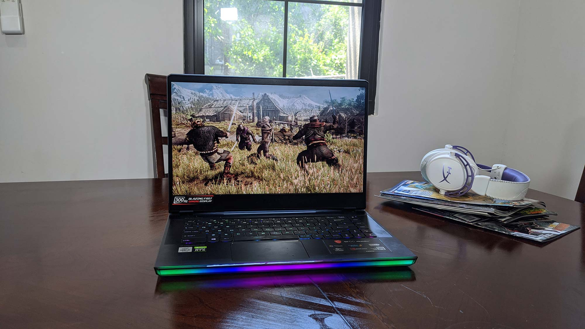 MSI Raider GE66 12UGS