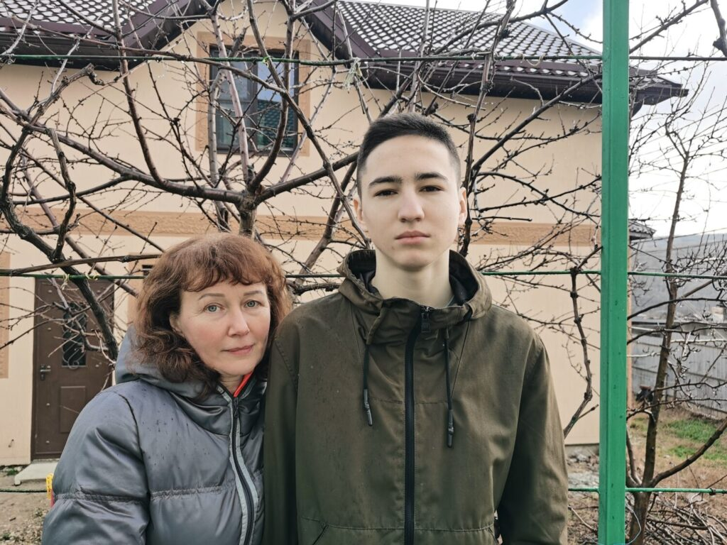 Эмиль с мамой