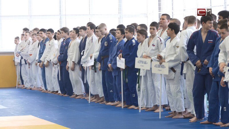    В Сургуте выявили сильнейших дзюдоистов города среди юношей