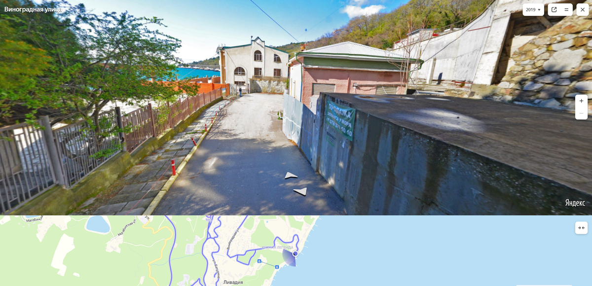 Пруф из яндекса, до моря рукой подать а тут такое унылое Г...