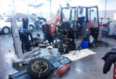 Разобранный МТЗ-320.