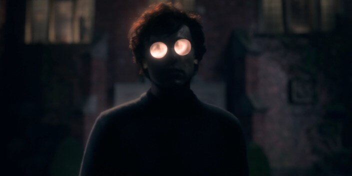 Кадр из сериалы «Призраки усадьбы Блай/ The Haunting of Bly Manor»