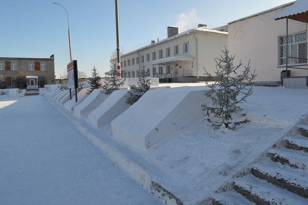 На голове, на сугробе, на койке. Что такое кантик в армии?