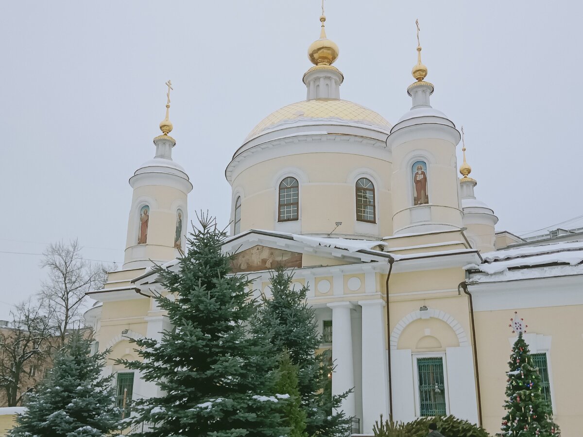 Подольские храмы фото Подольск. Соборная площадь. Троицкий собор. Памятник-обелиск гренадерам Милорадо