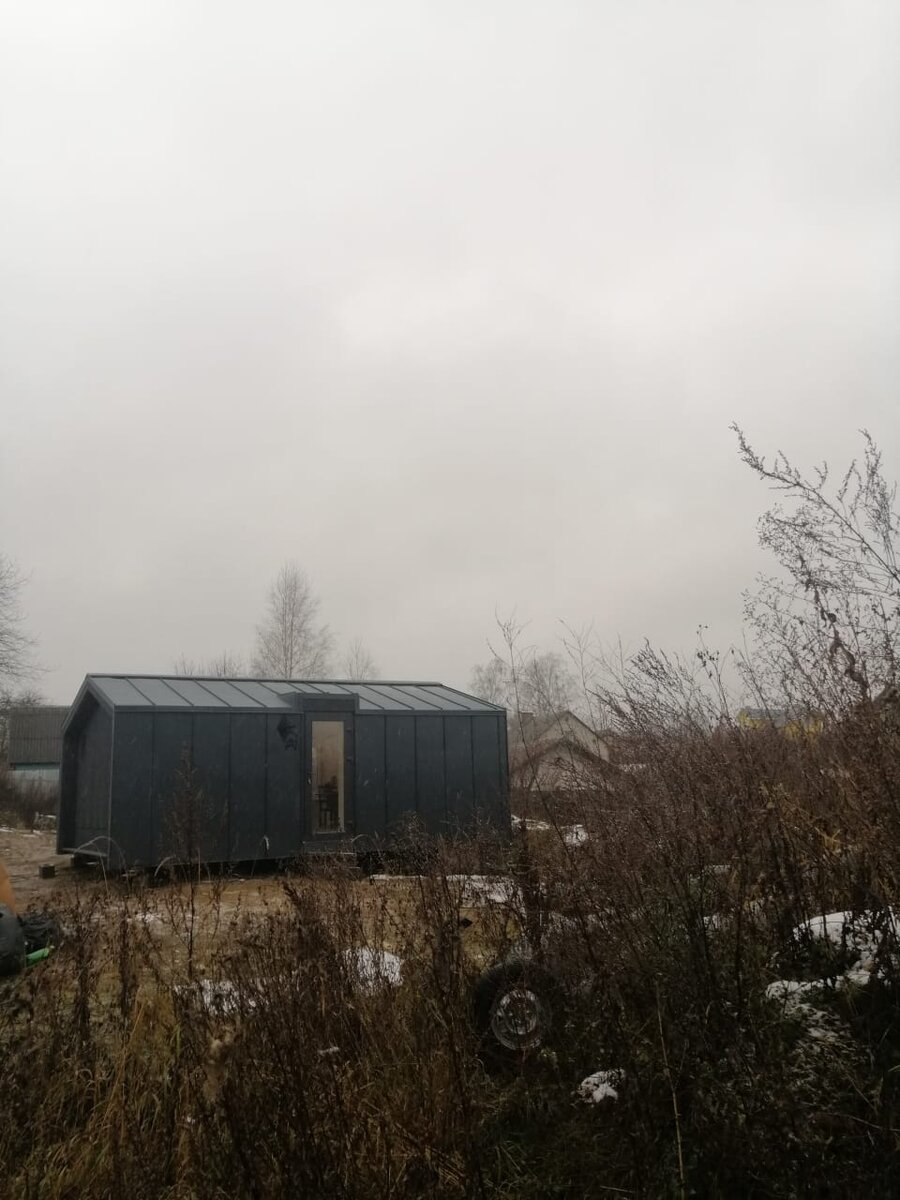 Внешне выглядит гармонично с природой