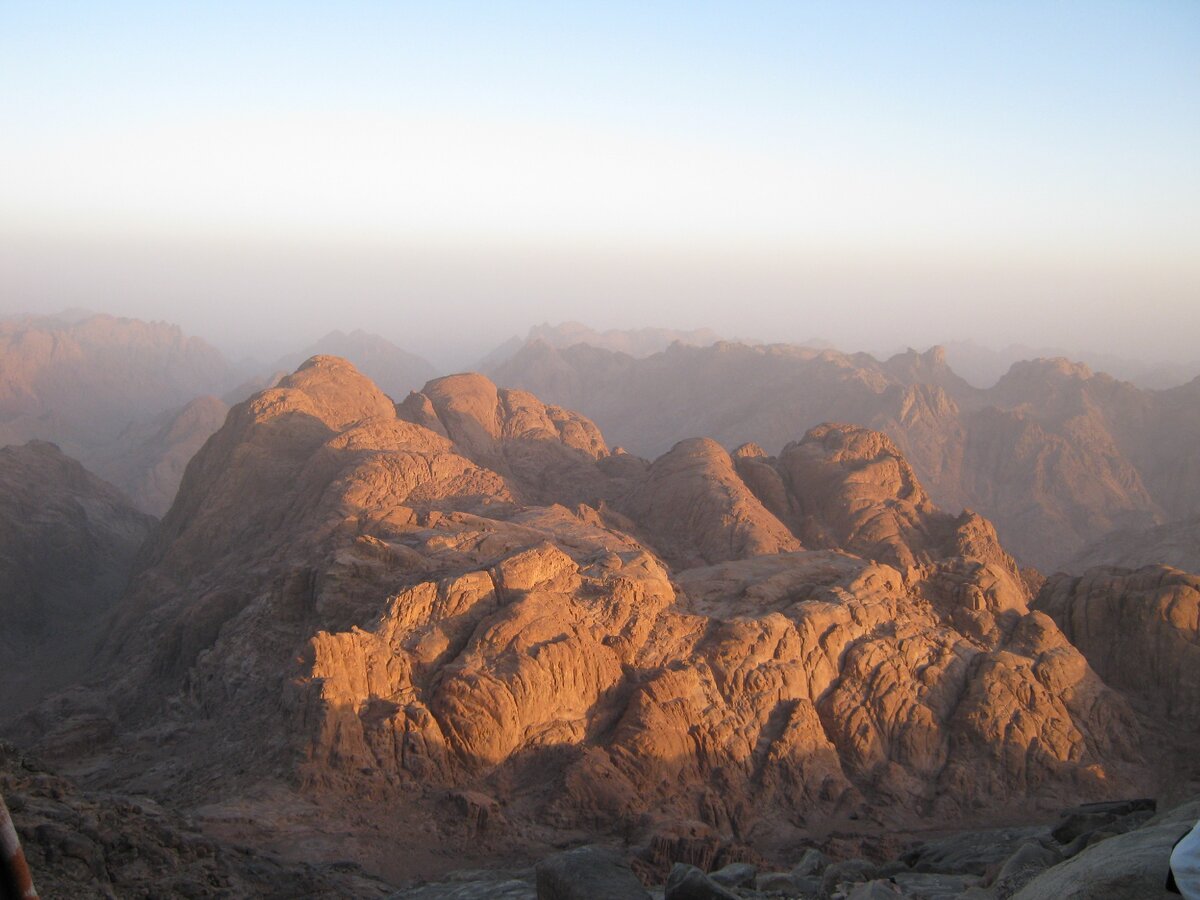 Горы Синайского полуострова... Фото автора