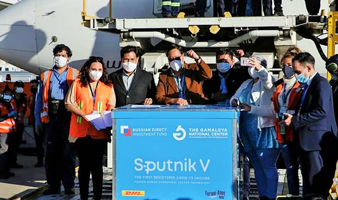 Первая партия Sputnik-V приходит в Боливию. Съемки национального телевидения.