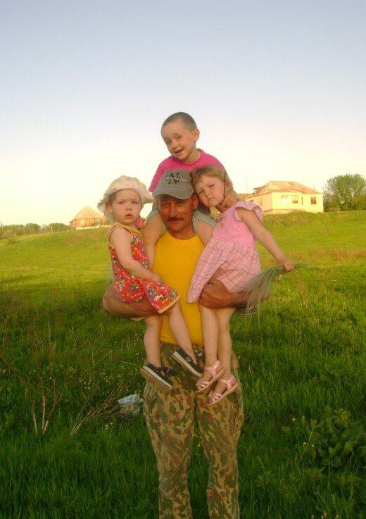 Фотографии из собственного архива. Счастье в руках.