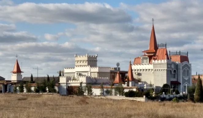 Как выбрать и установить накладной замок своими руками