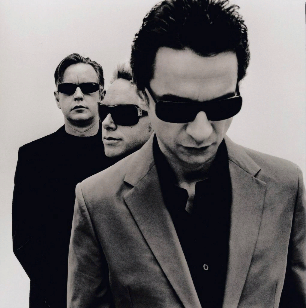 Mode hits. Группа Depeche Mode. Depeche Mode 90-х. Depeche Mode фото группы. Группа Depeche Mode 2005.