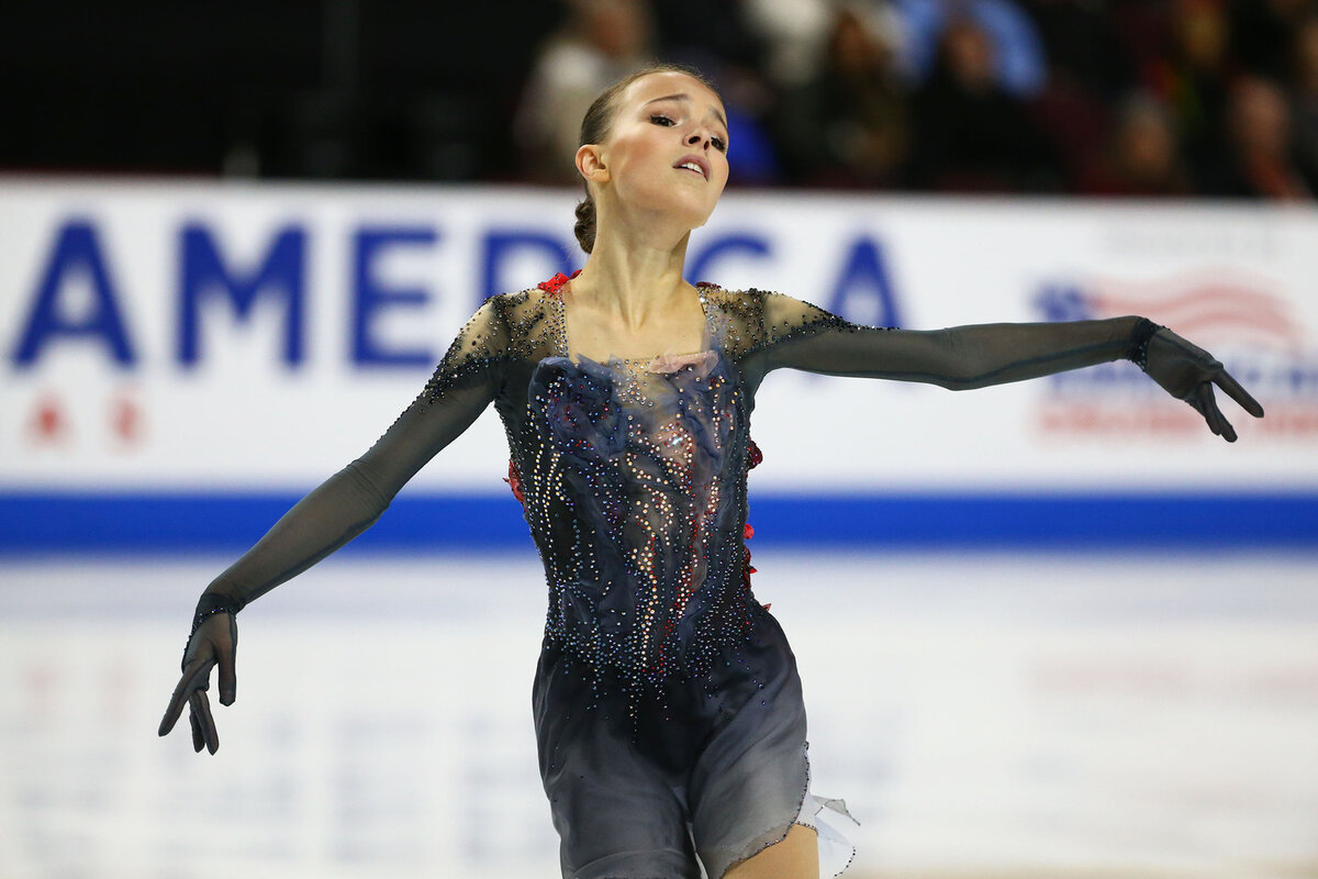 Новый показательный номер чемпионки мира по фигурному катанию Анны  Щербаковой | Влюбленные в фигурное катание | Дзен