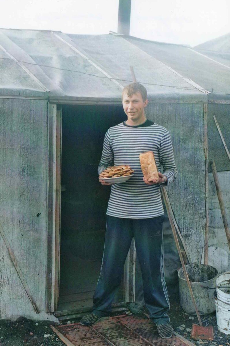 Автор с ландориками и хлебом. Hand made